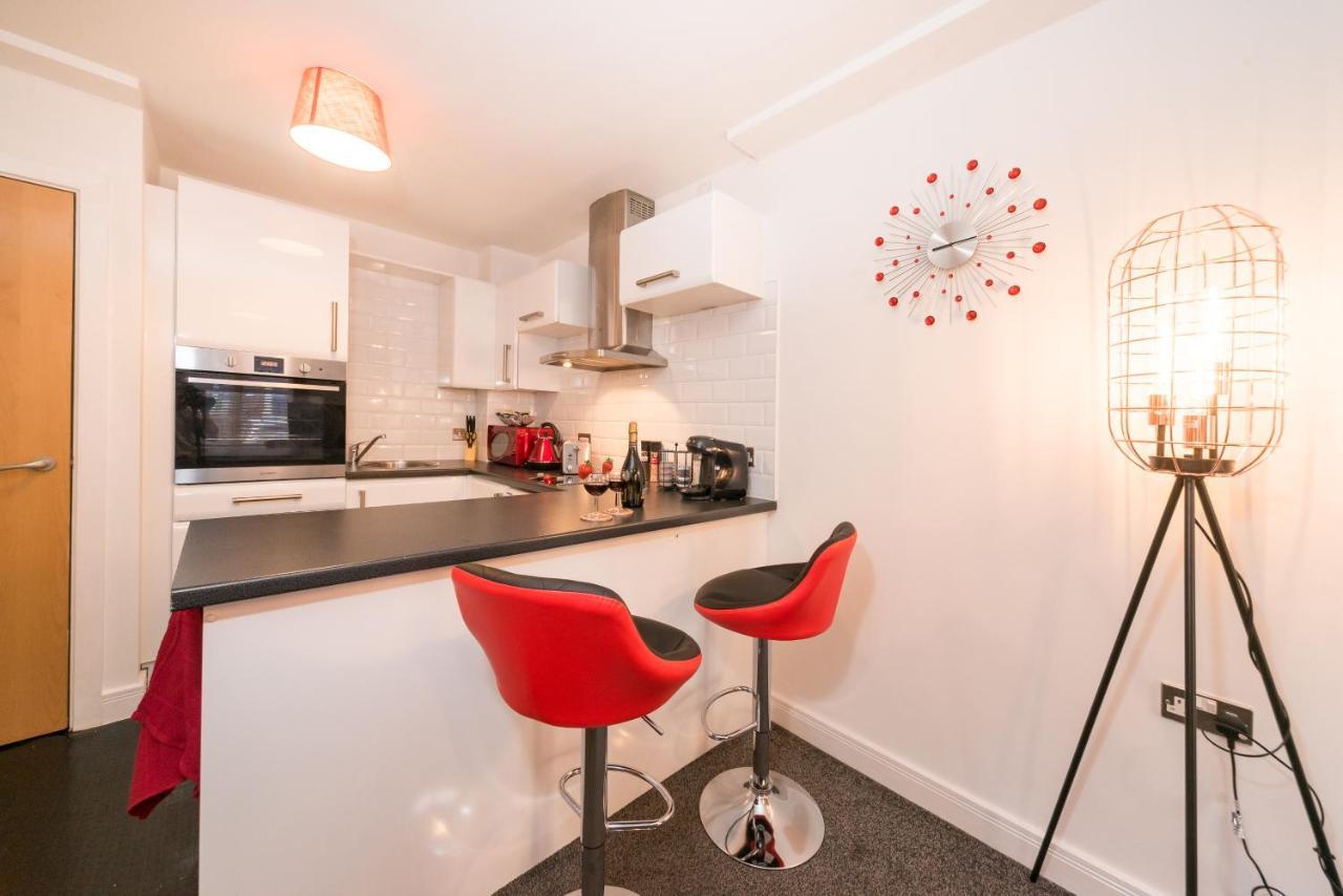 City Centre Posh Parlour Gated Parking 1Bed Wifi Kingston upon Hull Dış mekan fotoğraf