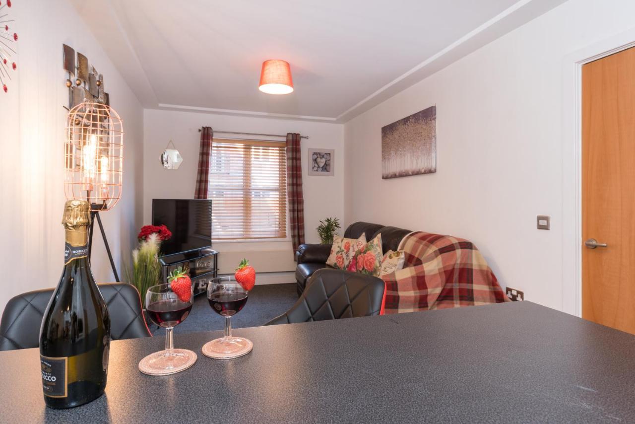 City Centre Posh Parlour Gated Parking 1Bed Wifi Kingston upon Hull Dış mekan fotoğraf
